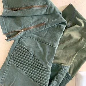 maternity camo green skinny jeans- moto detail on legs and zippers at the ankle.